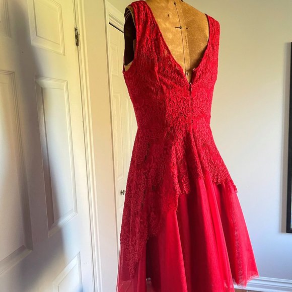 Party dress - Picture 3 of 4